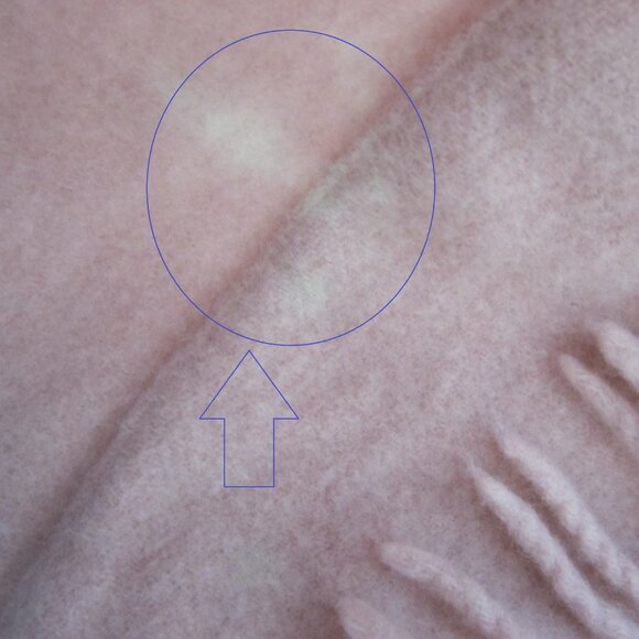 Vtg Laurence Tavernier Womens 100% Wool Eponyme Poncho Pastel Pink Fringe FLAW - Picture 10 of 10